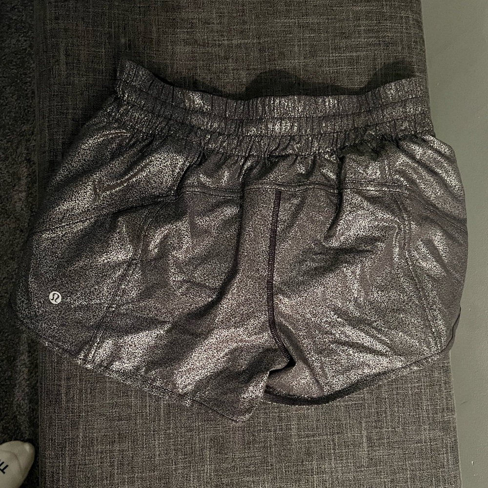 Lululemon tracker short size 10
